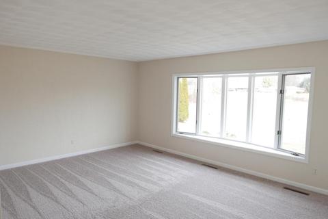 6548 Ormada Dr, Kalamazoo, MI 49048 photo 8