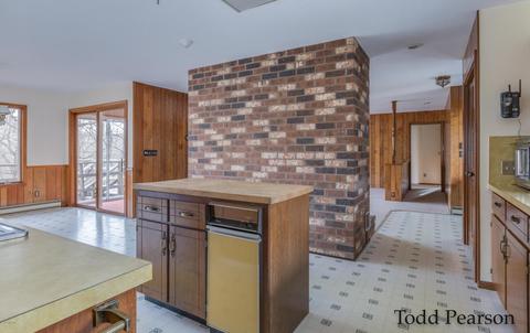 10925 Foreman SE, Lowell, MI 49331 photo 14