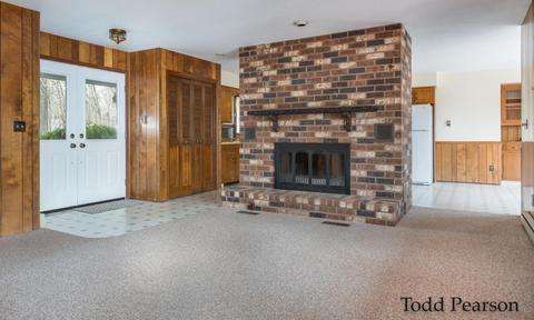 10925 Foreman SE, Lowell, MI 49331 photo 8