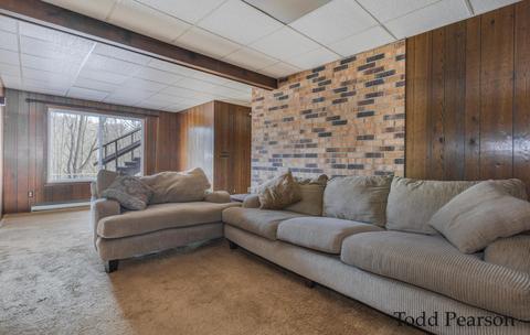 10925 Foreman SE, Lowell, MI 49331 photo 21