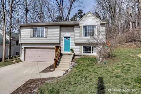 545 North St, Lowell, MI 49331 photo 1