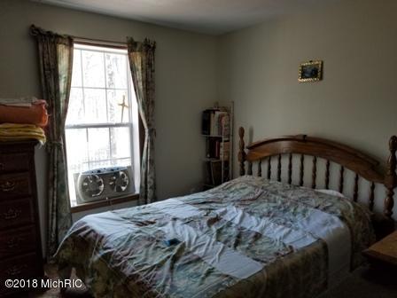 899 E Mccork Rd, Idlewild, MI 49642 photo 7