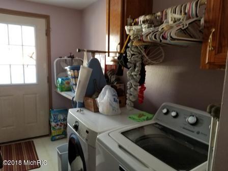 899 E Mccork Rd, Idlewild, MI 49642 photo 5
