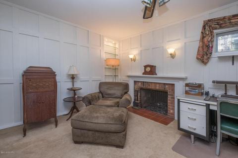 209 E Grant St, Plainwell, MI 49080 photo 18