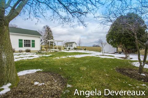 433 S Second St, Carson City, MI 48811 photo 28