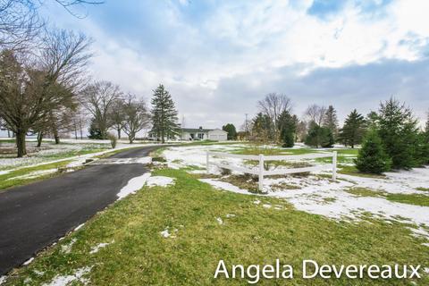 433 S Second St, Carson City, MI 48811 photo 4
