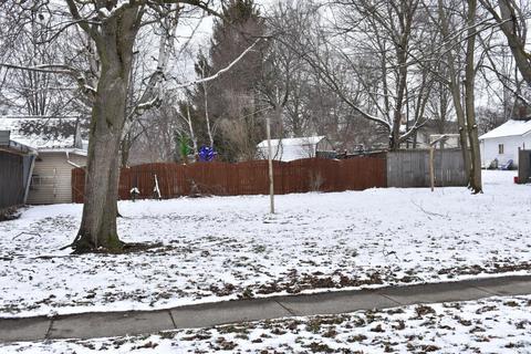 522 S Broas St, Belding, MI 48809 photo 18