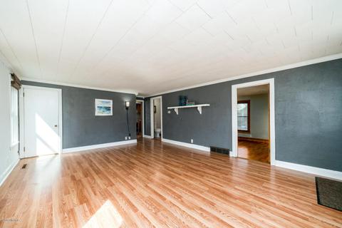 141 Sheldon St, Climax, MI 49034 photo 5