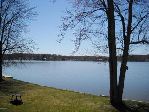 1084 E 88th St, Newaygo, MI 49337 photo 6