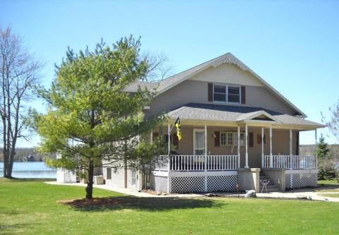 1084 E 88th St, Newaygo, MI 49337 photo 2