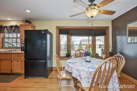 5232 Pointview Ct NE, Lowell, MI 49331 photo 15