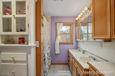 5232 Pointview Ct NE, Lowell, MI 49331 photo 20