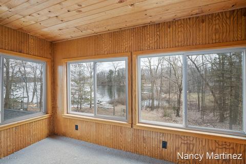 5232 Pointview Ct NE, Lowell, MI 49331 photo 17