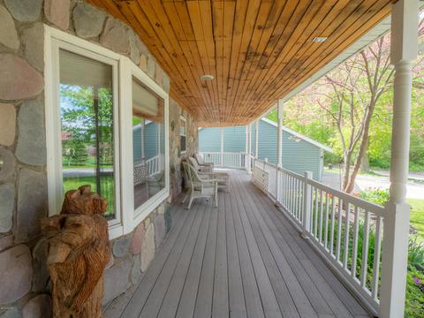 5232 Pointview Ct NE, Lowell, MI 49331 photo 7