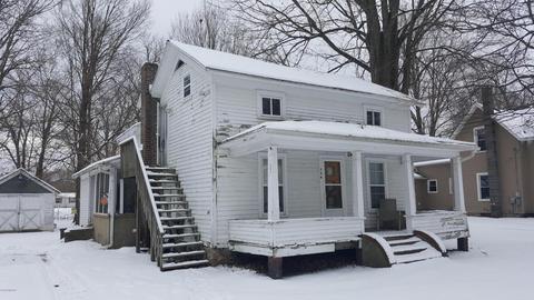 136 Orchard St, Plainwell, MI 49080 photo 1