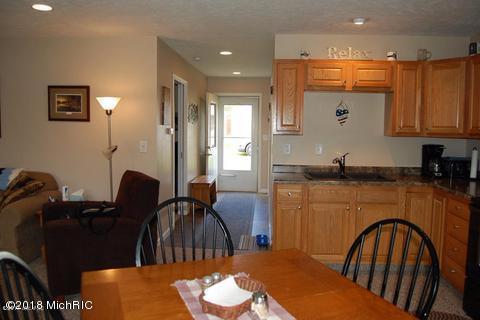 19921 Maple St, Evart, MI 49631 photo 5