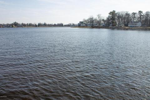 17536 Gruenbauer St, Spring Lake, MI 49456 photo 8