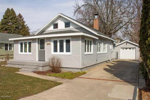 17536 Gruenbauer St, Spring Lake, MI 49456 photo 1