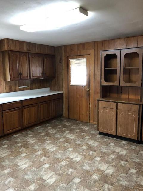 403 Third Ave, Dowagiac, MI 49047 photo 5