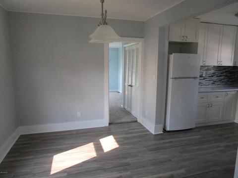 322 Franklin St, Bronson, MI 49028 photo 3