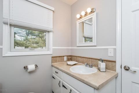 7275 30th St SE, Ada, MI 49301 photo 28