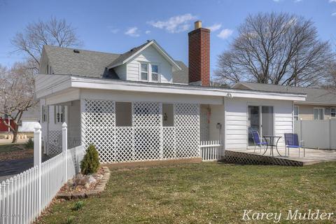 325 E Washington St, Belding, MI 48809 photo 21