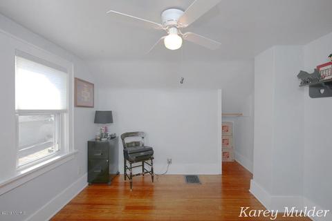 325 E Washington St, Belding, MI 48809 photo 18