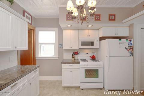 325 E Washington St, Belding, MI 48809 photo 13