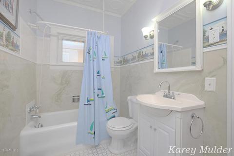 325 E Washington St, Belding, MI 48809 photo 16