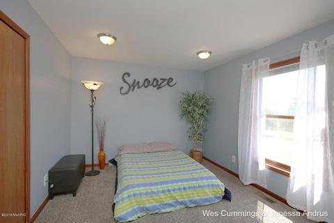 808 Morgan Dr, Belding, MI 48809 photo 14