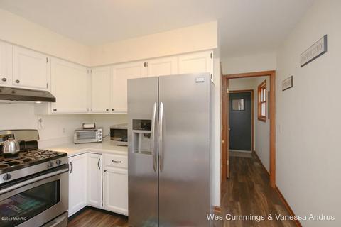 808 Morgan Dr, Belding, MI 48809 photo 10