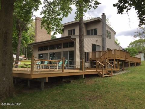 2737 W Bricker Rd, Belding, MI 48809 photo 1