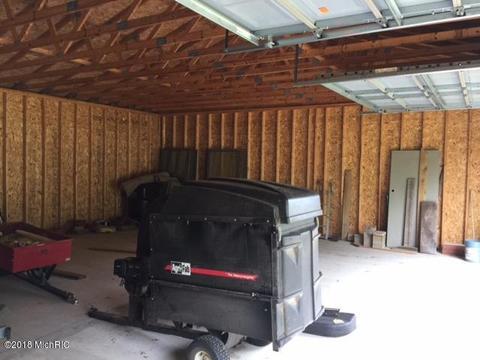2737 W Bricker Rd, Belding, MI 48809 photo 39
