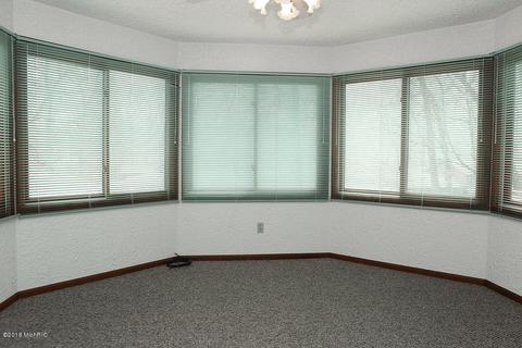 6376 Ormada Dr, Kalamazoo, MI 49048 photo 13