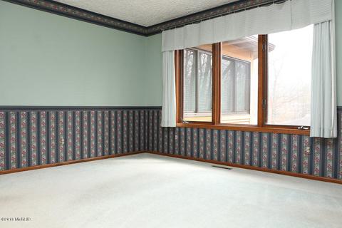 6376 Ormada Dr, Kalamazoo, MI 49048 photo 8