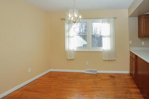 606 N Webster St, Augusta, MI 49012 photo 8