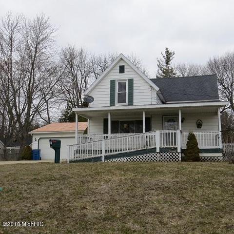 622 W High St, Belding, MI 48809 photo 2