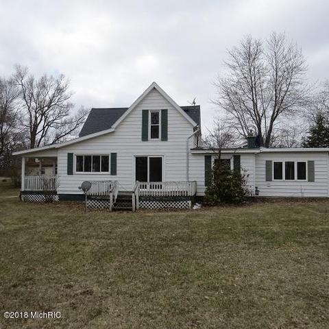 622 W High St, Belding, MI 48809 photo 3