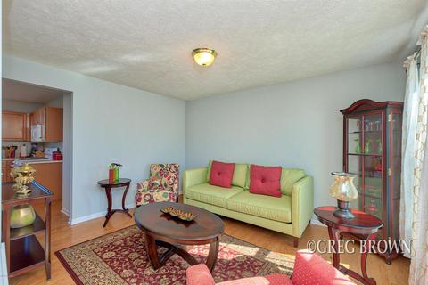 8568 Haystack SE, Caledonia, MI 49316 photo 4