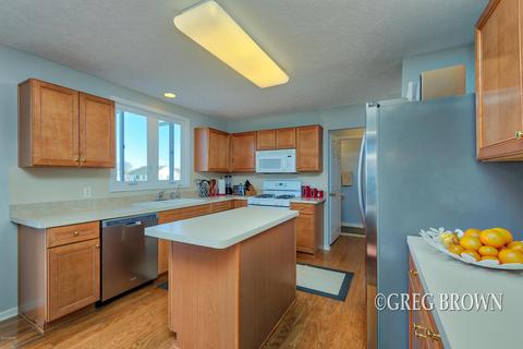 8568 Haystack SE, Caledonia, MI 49316 photo 10