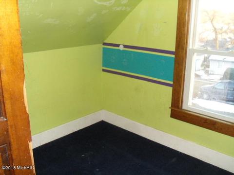 310 N Main St, Buchanan, MI 49107 photo 25