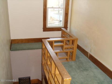 310 N Main St, Buchanan, MI 49107 photo 17