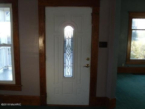 310 N Main St, Buchanan, MI 49107 photo 6