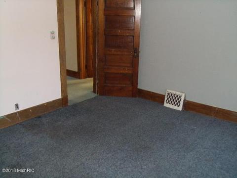 310 N Main St, Buchanan, MI 49107 photo 24