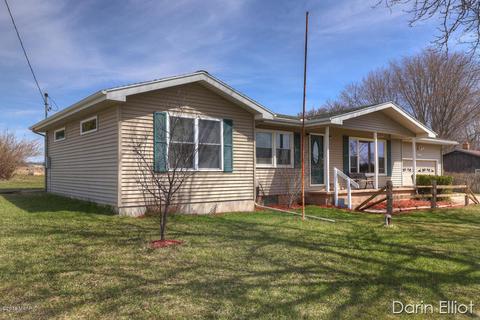 9998 Belding Rd, Belding, MI 48809 photo 3