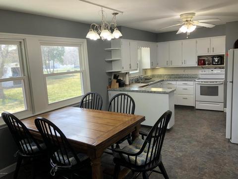 12698 E C Ave, Augusta, MI 49012 photo 3