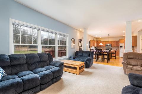 40 Radny Dr, Lowell, MI 49331 photo 11