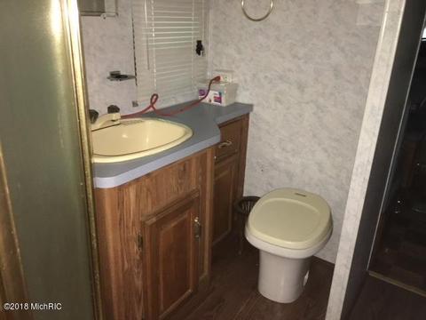 7663 E Millerton Rd, Branch, MI 49402 photo 25