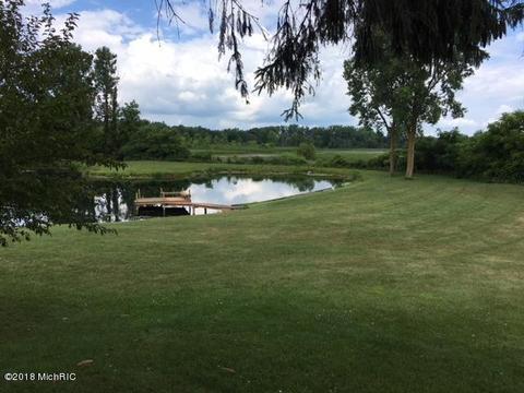 247 Peterman Dr, Crystal, MI 48818 photo 31