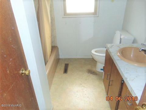 2091 E 108th St, Grant, MI 49327 photo 10